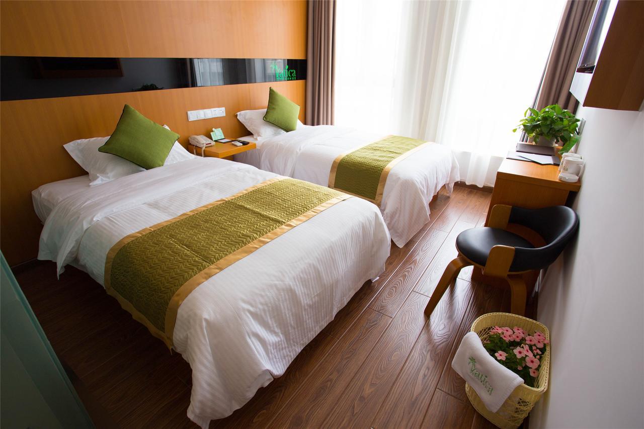 Vatica Shanghai Pudong Airport Town Renmintang Road Hotel מראה חיצוני תמונה